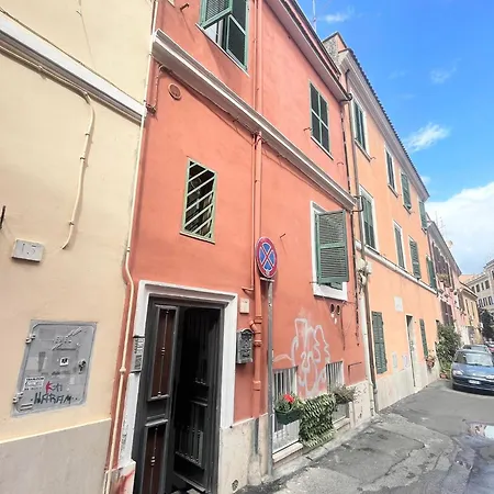 Vicolo 17 아파트 *