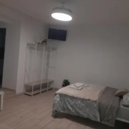 Apartment Vicolo 17 *