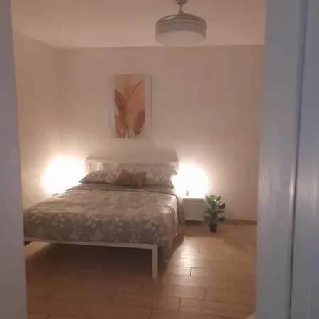 Vicolo 17 Apartment *