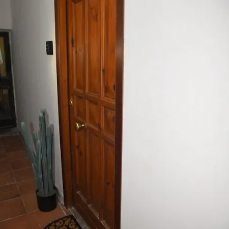 Vicolo 17 Apartment *